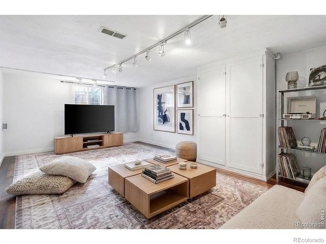 2924 Zenobia Street, Denver, CO 80212