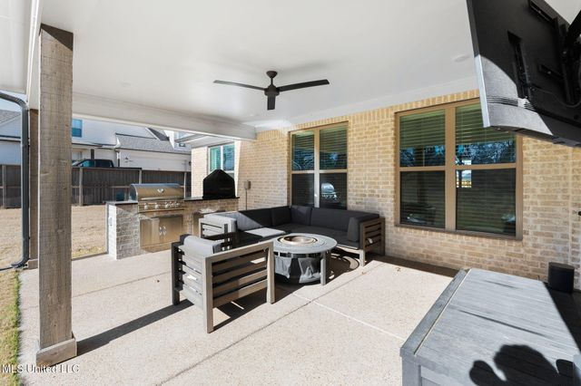 5133 Camp Crossing, Hernando, MS 38632