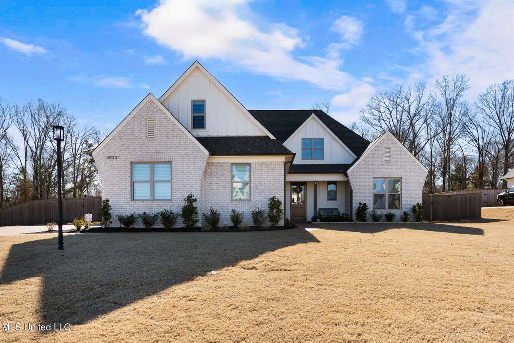 5133 Camp Crossing, Hernando, MS 38632