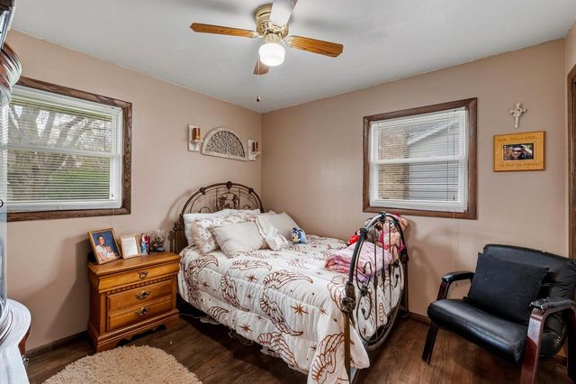 1666 Dellwood COURT, Grafton, WI 53024