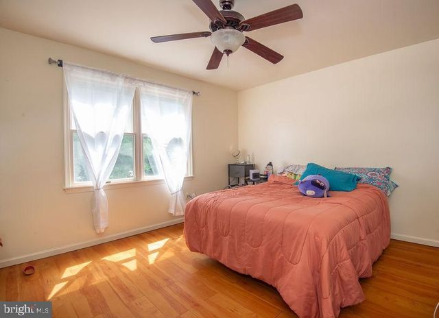 10 ELIZABETH CT, Newark, DE 19711