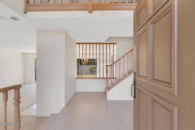 1609 E Brentford Avenue, Westlake Village, CA 91361