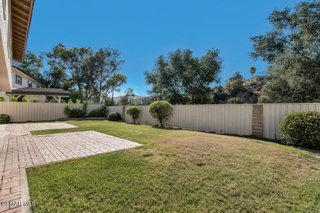 1609 E Brentford Avenue, Westlake Village, CA 91361