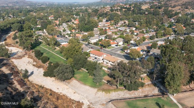 1609 E Brentford Avenue, Westlake Village, CA 91361