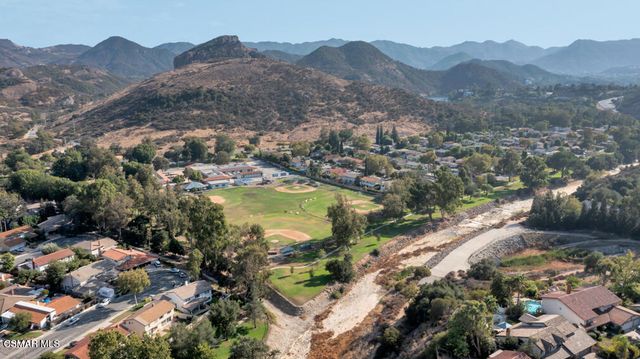 1609 E Brentford Avenue, Westlake Village, CA 91361