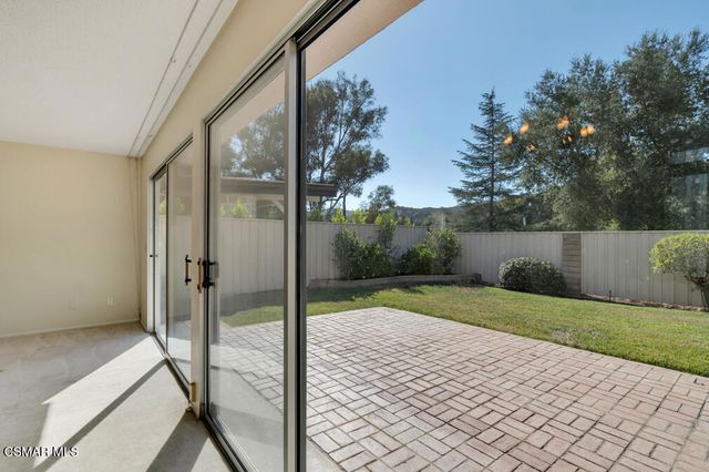 1609 E Brentford Avenue, Westlake Village, CA 91361