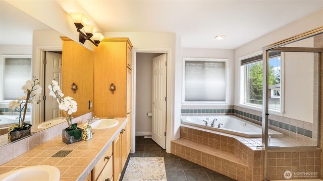 1002 U Street NW, Auburn, WA 98001