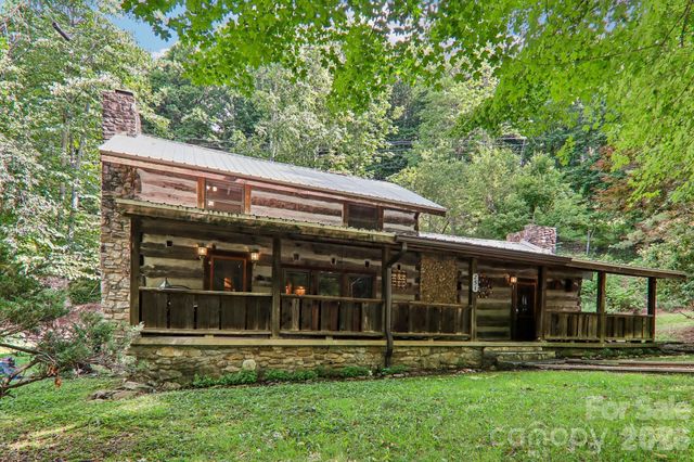 251 Village Lane, Mars Hill, NC 28754