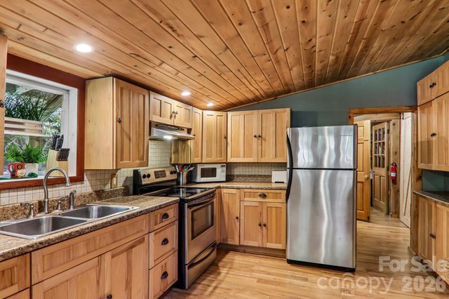 251 Village Lane, Mars Hill, NC 28754