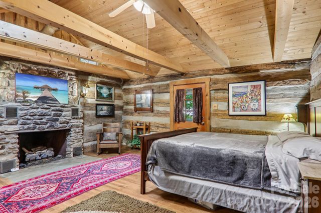 251 Village Lane, Mars Hill, NC 28754