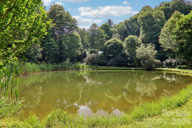 251 Village Lane, Mars Hill, NC 28754