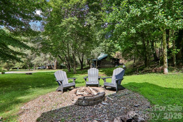 251 Village Lane, Mars Hill, NC 28754