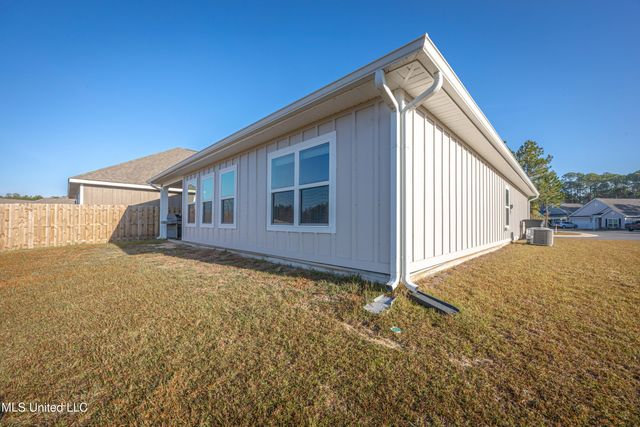 7741 Coral Lane, Ocean Springs, MS 39564