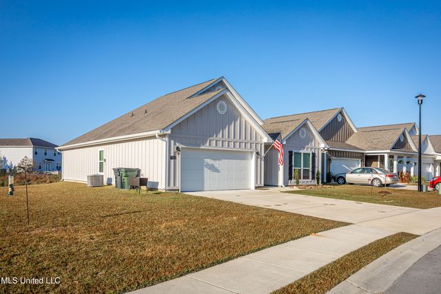 7741 Coral Lane, Ocean Springs, MS 39564