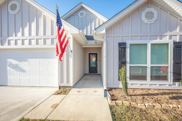 7741 Coral Lane, Ocean Springs, MS 39564