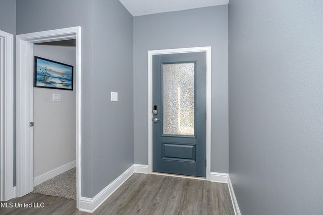 7741 Coral Lane, Ocean Springs, MS 39564