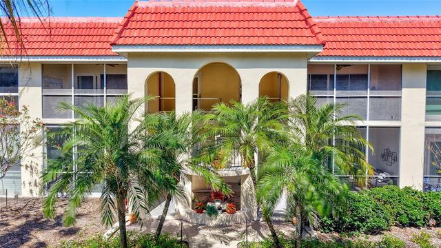 137 AVENIDA MESSINA 3, Sarasota, FL 34242