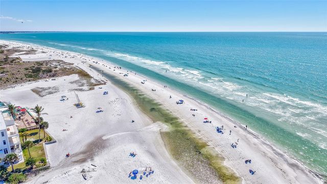 137 AVENIDA MESSINA 3, Sarasota, FL 34242