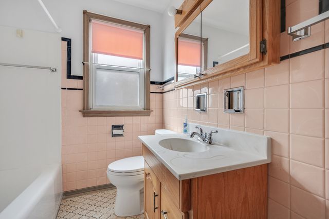 3222 N Natchez Avenue, Chicago, IL 60634