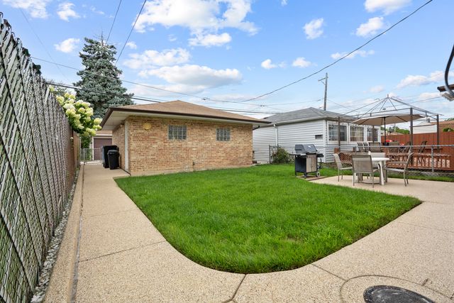 3222 N Natchez Avenue, Chicago, IL 60634
