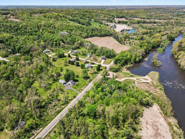 588 River Road, Otsego Twp, MI 49078