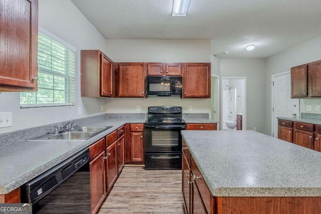 6285 Polar Fox Court, Riverdale, GA 30296