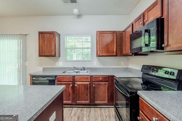 6285 Polar Fox Court, Riverdale, GA 30296