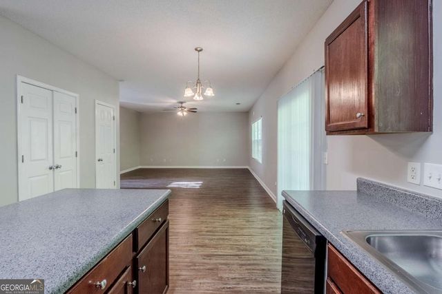 6285 Polar Fox Court, Riverdale, GA 30296