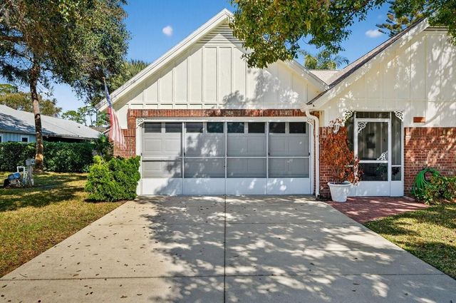 701 PINE SHORES CIRCLE, New Smyrna Beach, FL 32168