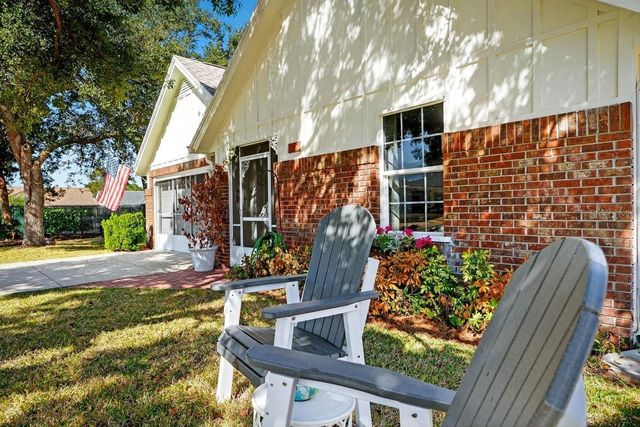 701 PINE SHORES CIRCLE, New Smyrna Beach, FL 32168