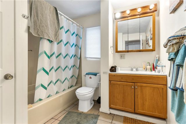 70 Lincoln Avenue, Central Falls, RI 02863