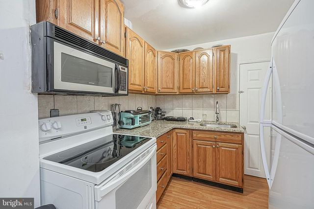 2106 N ORIANNA ST, Philadelphia, PA 19122