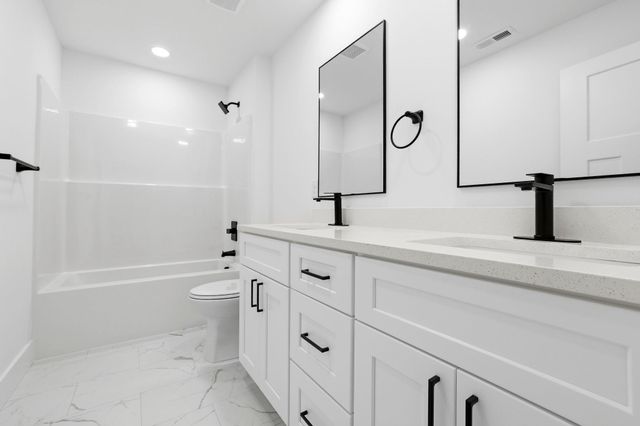 425 Ambiance Court, Spartanburg, SC 29301