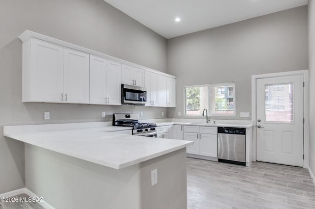 4214 N Lulu Court, Tucson, AZ 85719