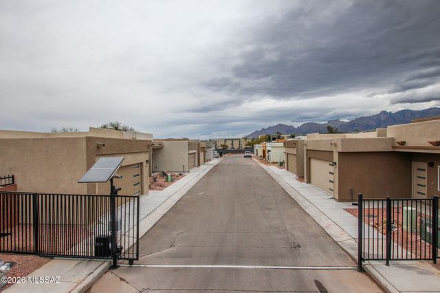 4214 N Lulu Court, Tucson, AZ 85719