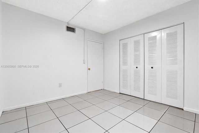 8050 NW 8th Street 1110, Miami, FL 33126