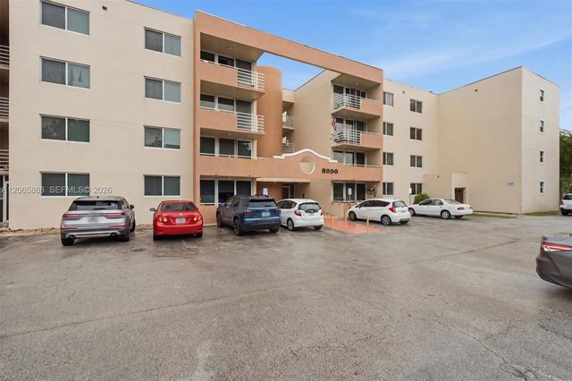 8050 NW 8th Street 1110, Miami, FL 33126
