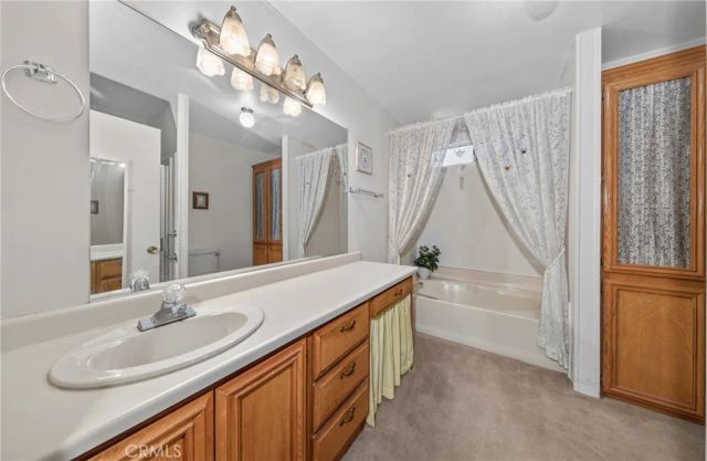 1300 W Menlo 198, Hemet, CA 92543