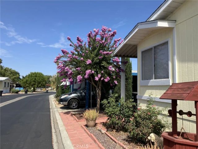 1300 W Menlo 198, Hemet, CA 92543