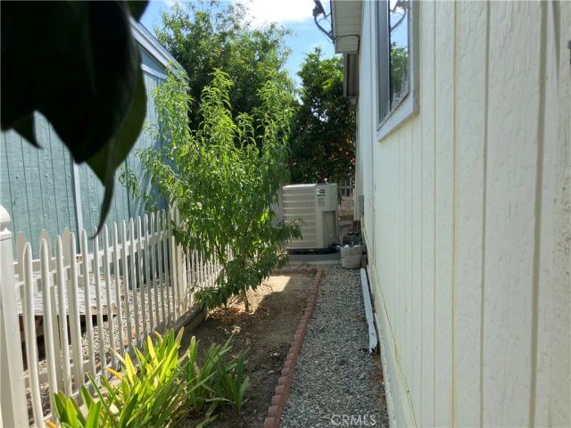 1300 W Menlo 198, Hemet, CA 92543