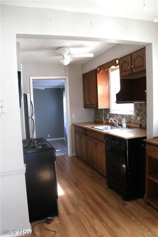2580 E 37th Street, Lorain, OH 44055
