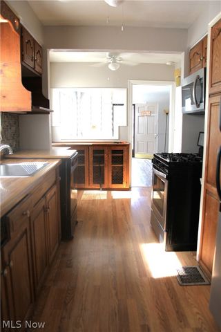2580 E 37th Street, Lorain, OH 44055