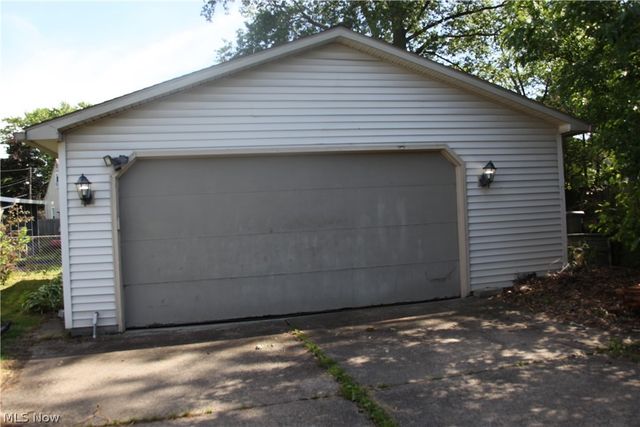 2580 E 37th Street, Lorain, OH 44055