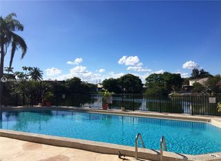 1325 W 68th St 514, Hialeah, FL 33014