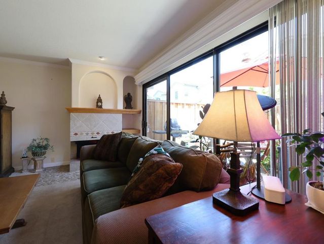 448 Creekside Lane, Morgan Hill, CA 95037