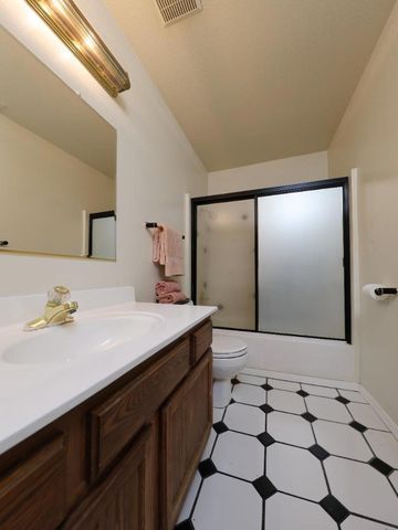 448 Creekside Lane, Morgan Hill, CA 95037