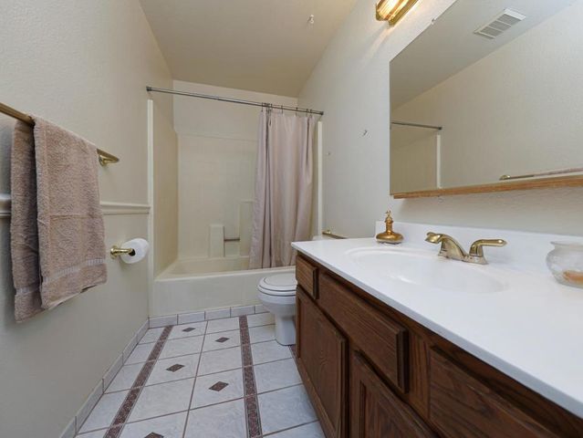 448 Creekside Lane, Morgan Hill, CA 95037
