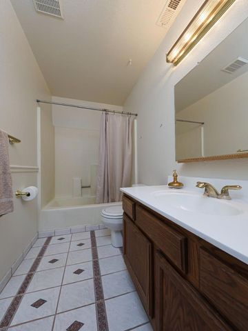448 Creekside Lane, Morgan Hill, CA 95037