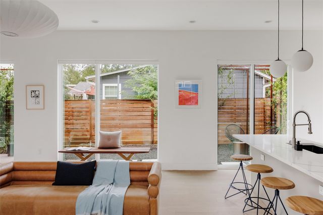 4425 Jinx Ave 1, Austin, TX 78745