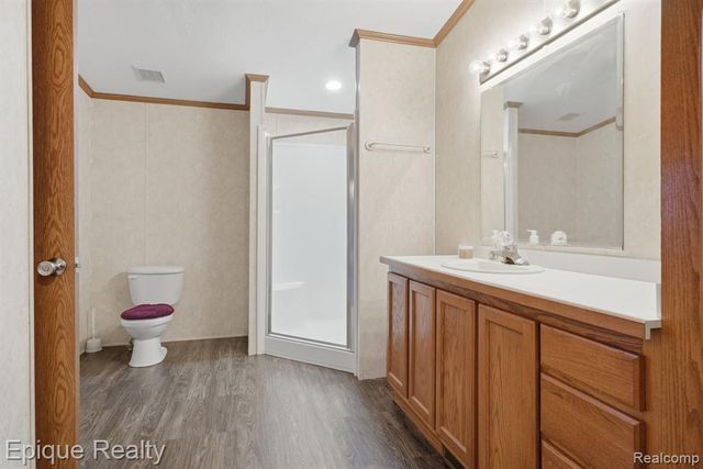 310 Greenwood, Wixom, MI 48393